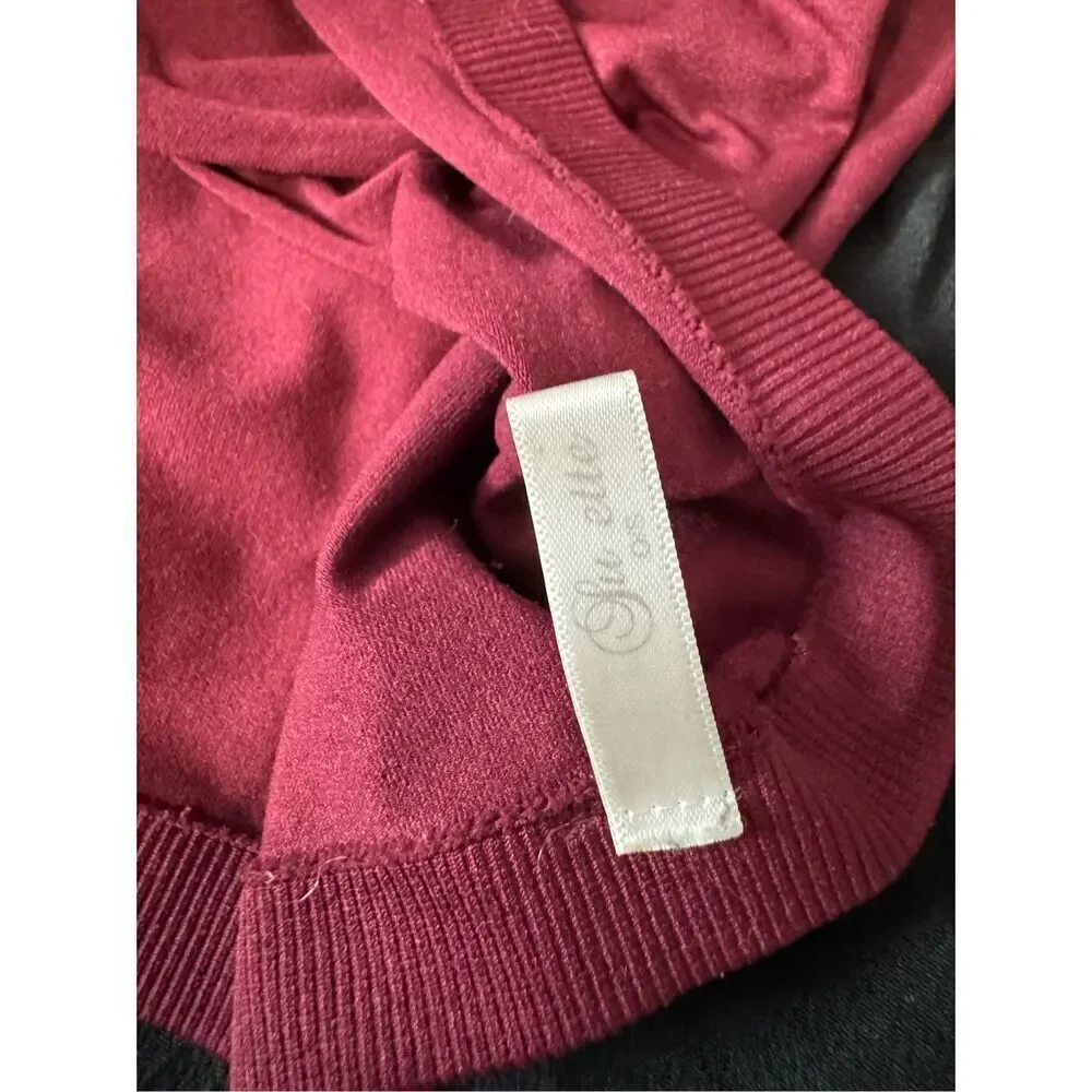 Red crop top - Picture 4 of 8